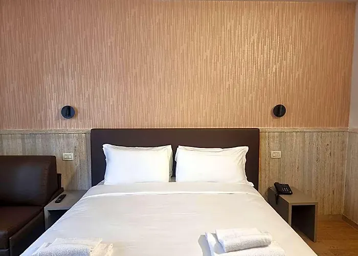 Hotel Pyramid