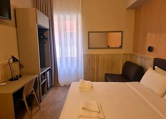 Pyramid Hotel