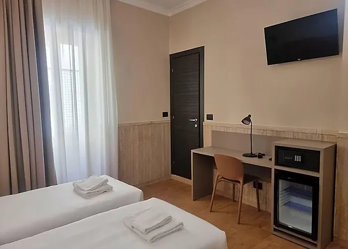 Pyramid 3* Roma